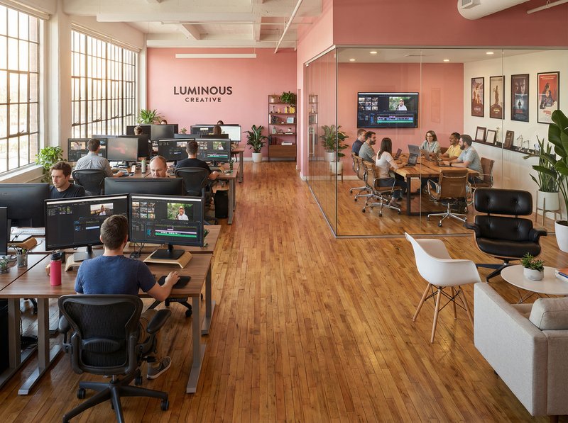 高清动漫传媒公司办公环境